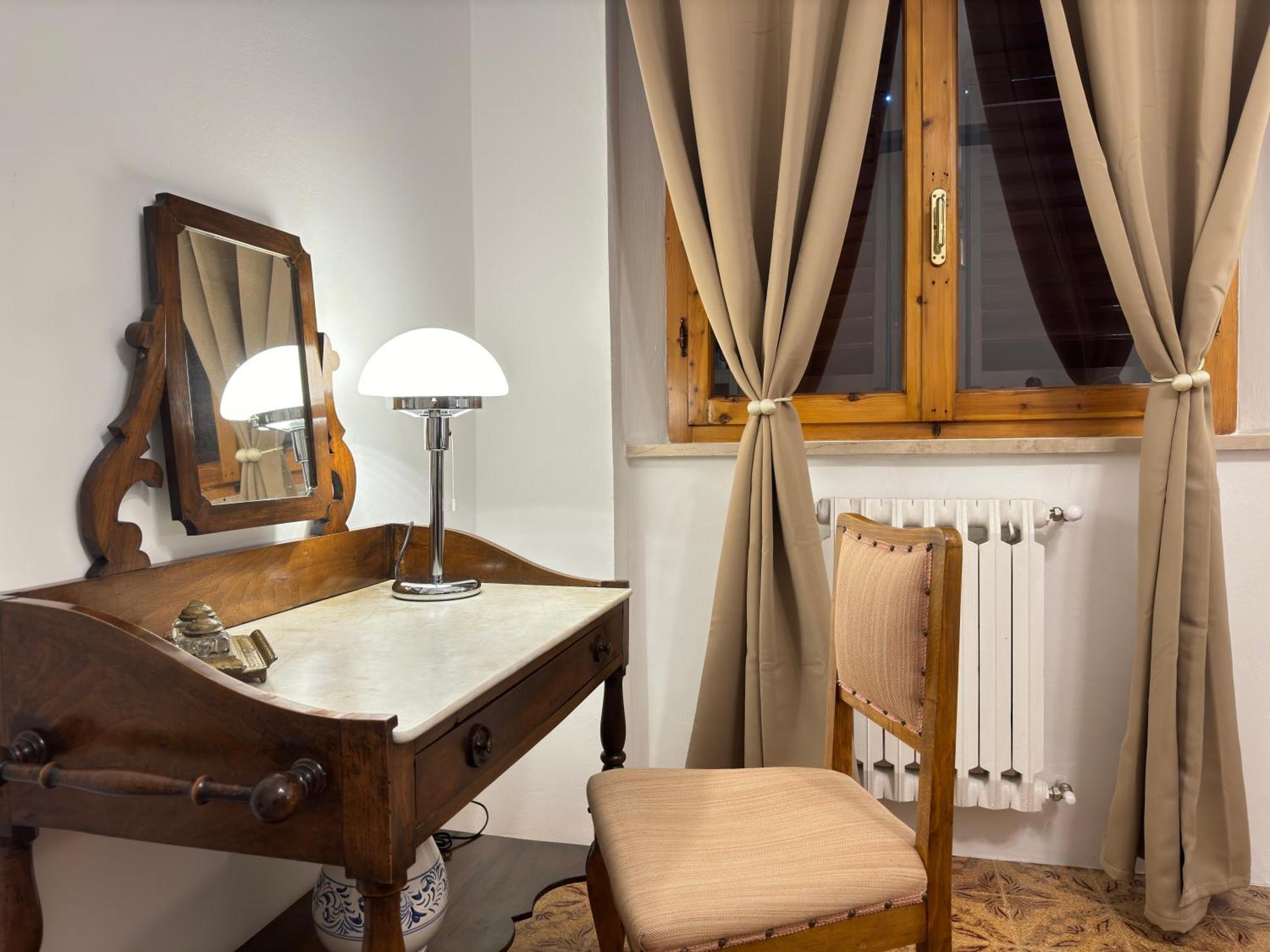Апартаменты Casa Simonetta Сан-Джиминьяно Экстерьер фото